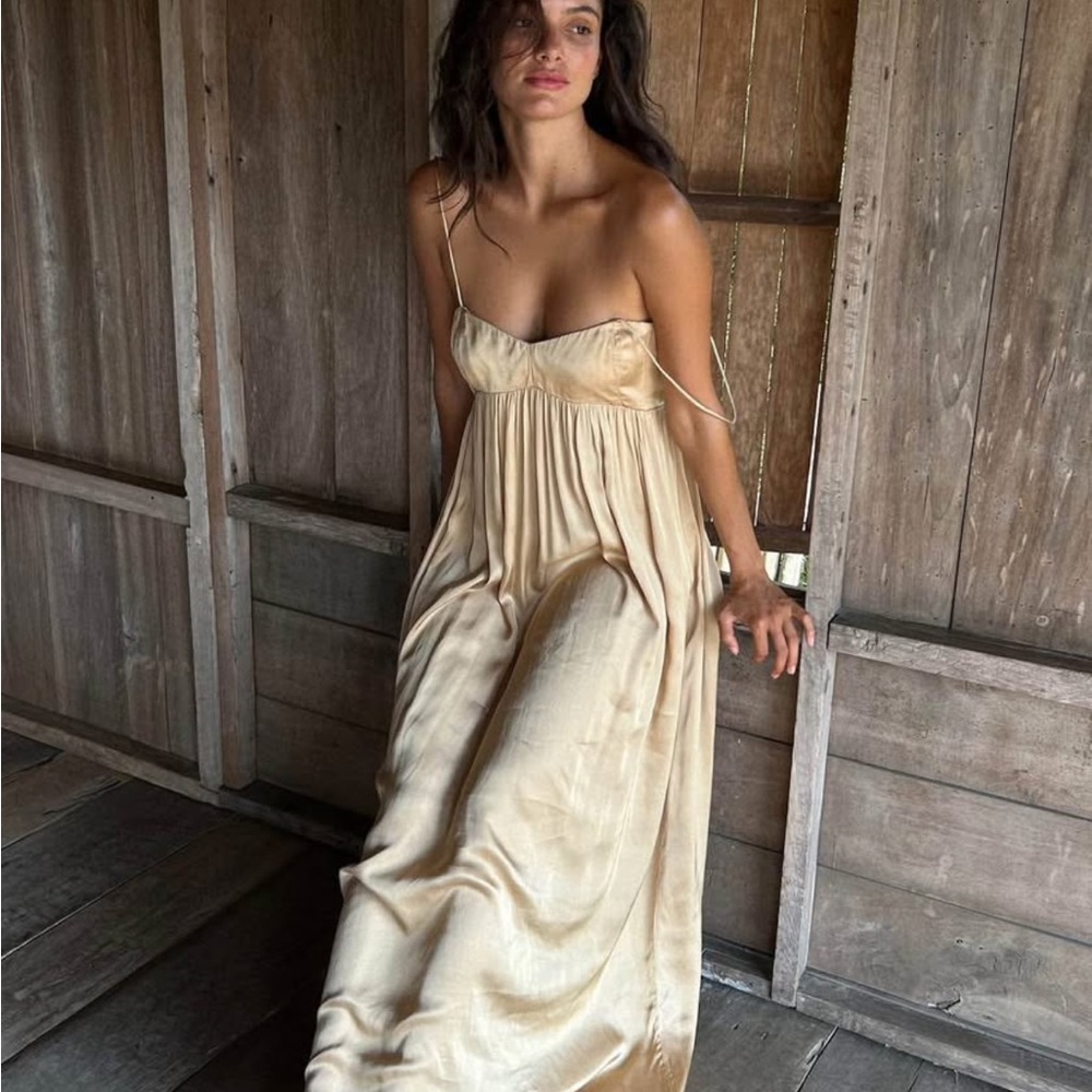 Elegant Gold Maxi Dress - Bahhgoose